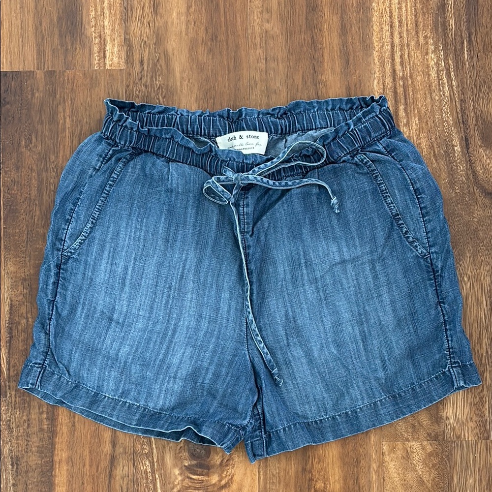 Cloth & Stone Blue Jean Shorts with Elastic Waistband